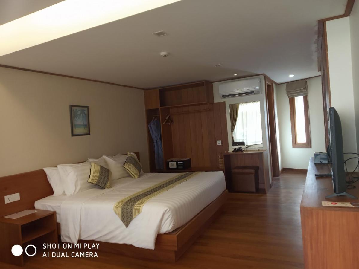 Ngapali Win Hotel エクステリア 写真