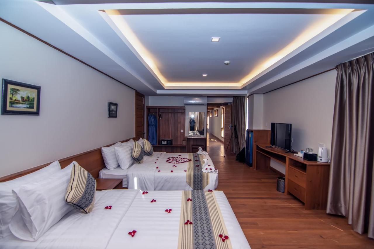 Ngapali Win Hotel エクステリア 写真